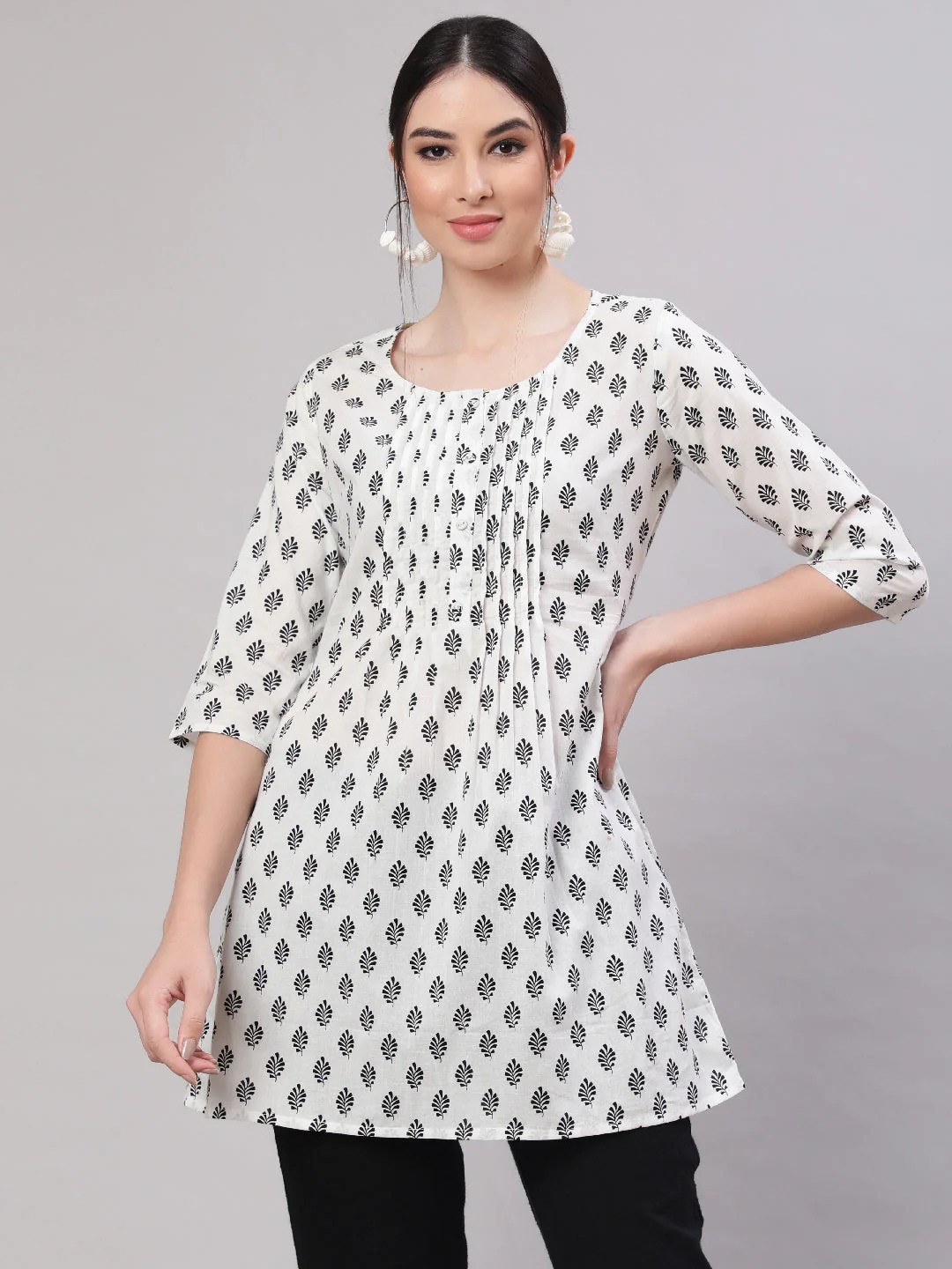 Shop the Latest Trends: Tunics Online in India