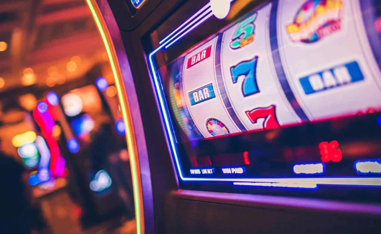 Exploring the Thrilling World of Online Slot Games