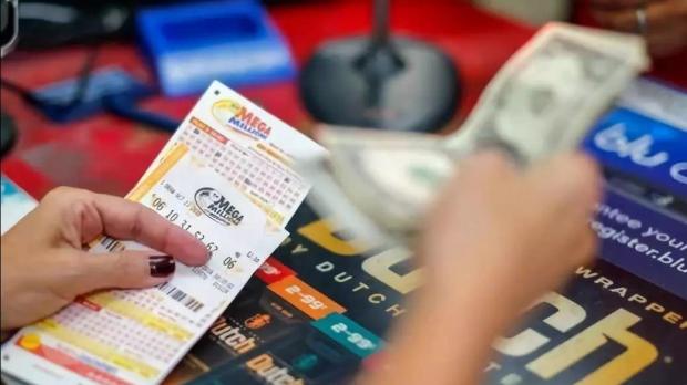 Exploring the Pros and Cons of Online Lotteries: A Modern Take on an Age-Old Game